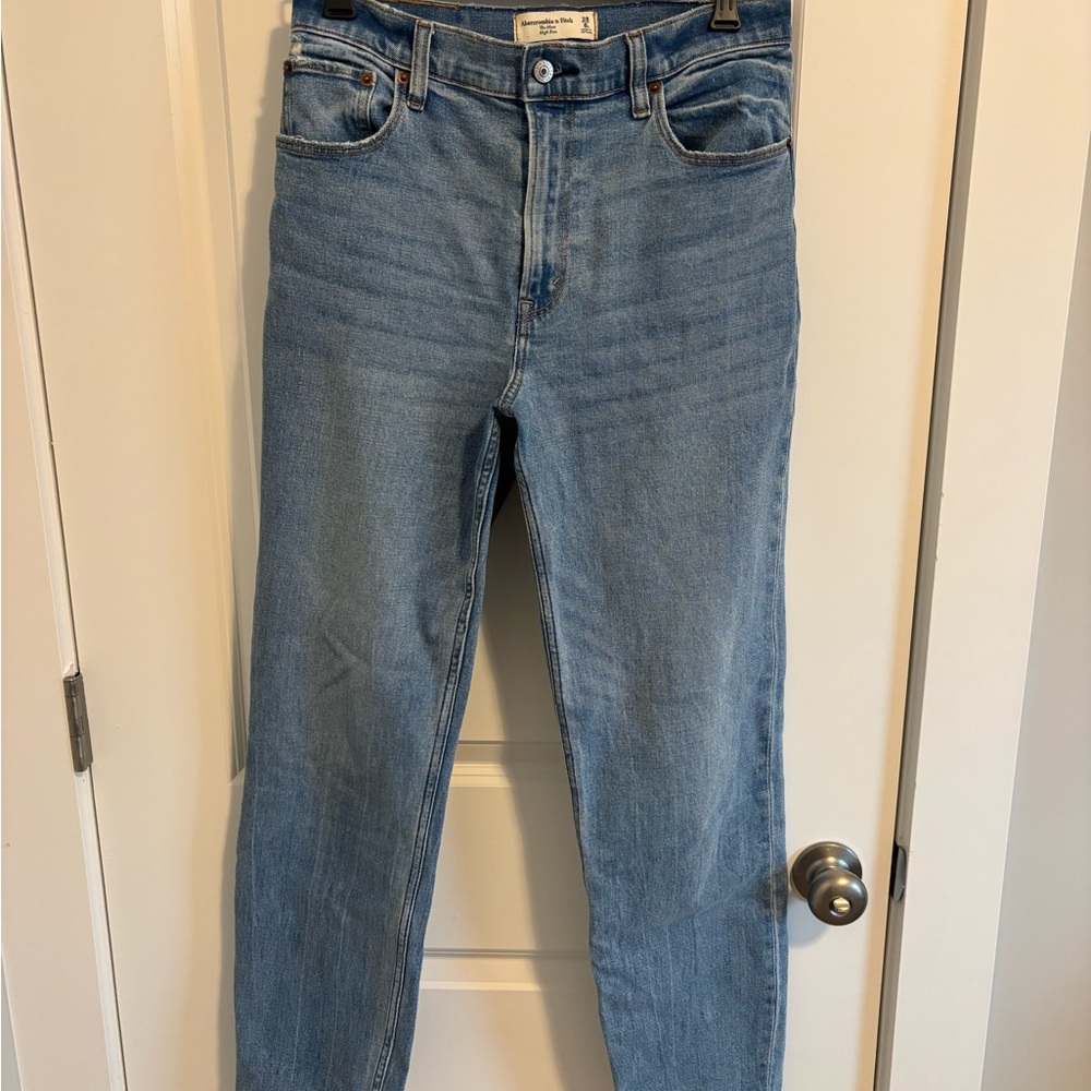 Abercrombie & Fitch Light Blue The Mom High Rise Jean